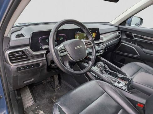Used 2023 Kia Telluride S image 13