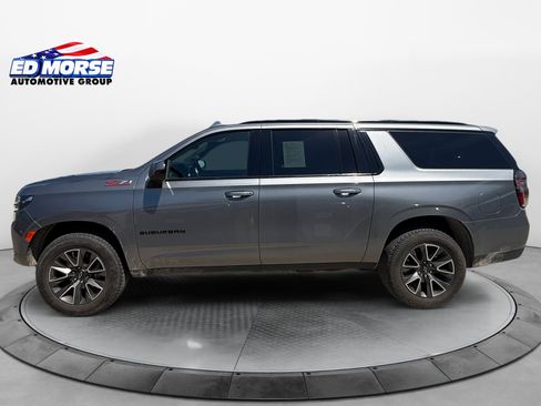 Used 2021 Chevrolet Suburban Z71 w/ Rear Media and Nav Package AWD/4WD image 2