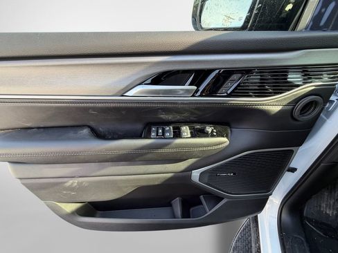 New 2026 Jeep Grand Wagoneer 4WD image 26