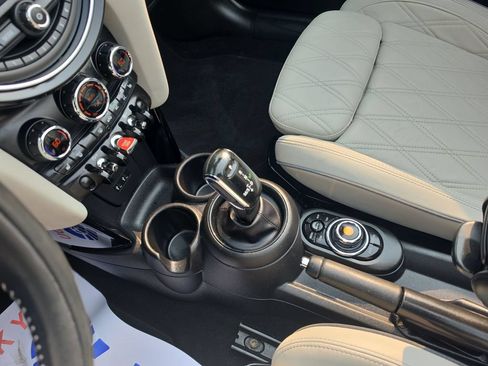 Used 2020 MINI Cooper Convertible FWD image 20