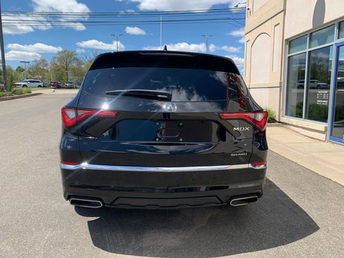 Used 2023 Acura MDX SH-AWD w/ Technology Package image 6