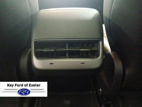 Used 2021 Tesla Model 3 Standard Range Plus image 17