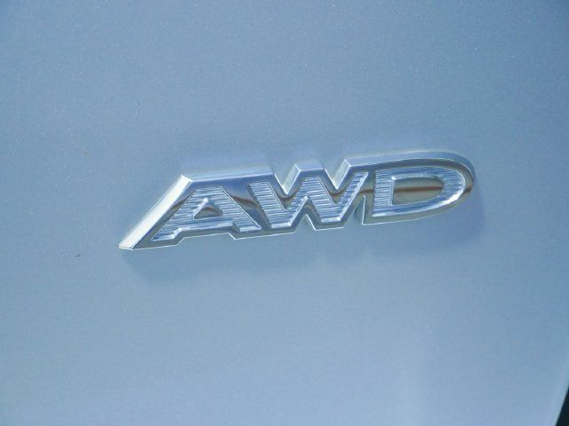 Certified 2023 Chrysler Pacifica Touring-L w/ Uconnect Theater Family Group AWD/4WD image 9
