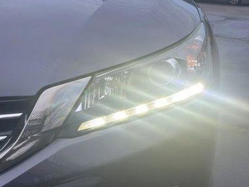 Used 2013 Honda Accord EX-L image 12