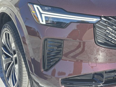 Used 2026 Volvo XC90 T8 Ultra image 10