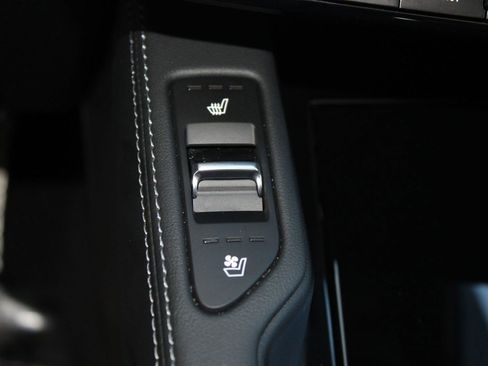 Used 2025 Kia Telluride SX Prestige image 16