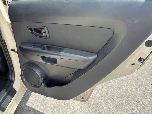 Used 2012 Kia Soul FWD image 34