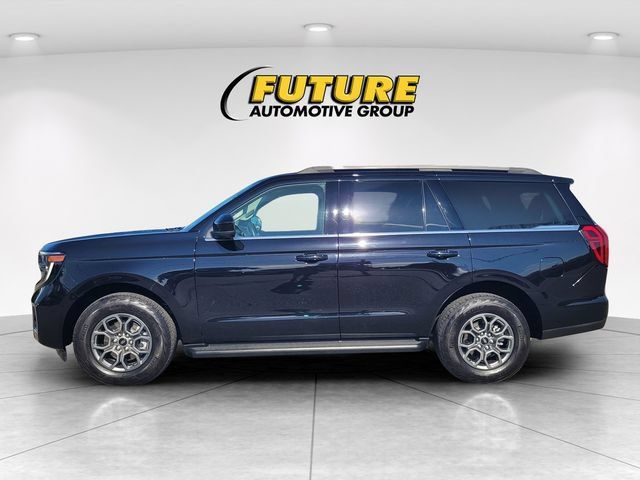 Used 2025 Ford Expedition Active AWD/4WD image 6