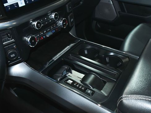 Used 2023 Ford F150 Lariat w/ Equipment Group 502A High image 40