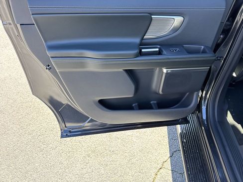 New 2026 Ford Expedition Max Platinum image 23