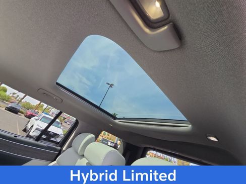 Used 2025 Hyundai Santa Fe Limited FWD image 28