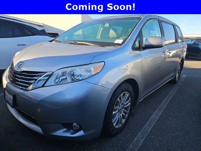Used 2017 Toyota Sienna XLE w/ XLE Navigation Package