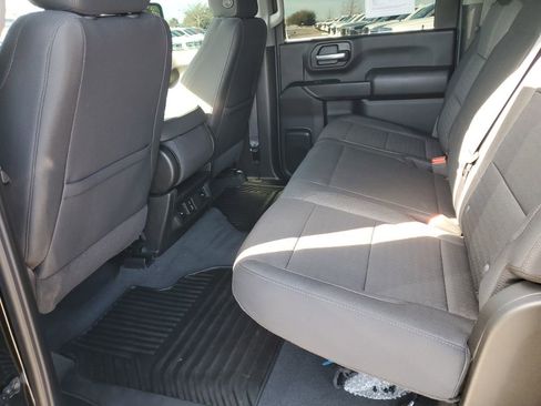 Used 2025 Chevrolet Silverado 2500 Custom w/ Custom Value Package image 20