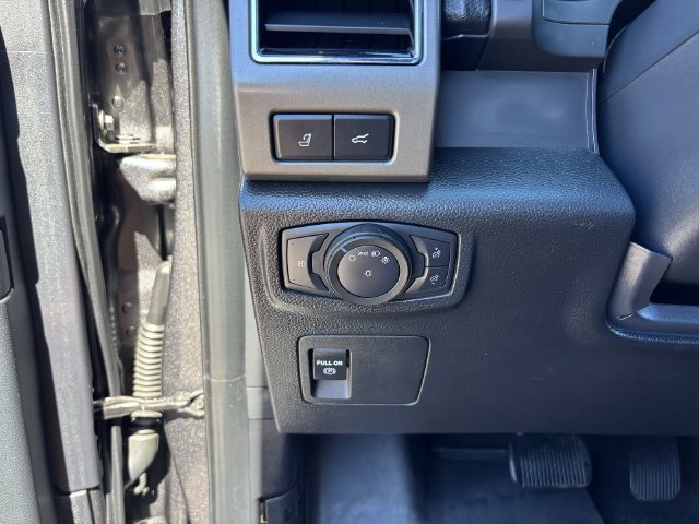 Used 2021 Ford Expedition Max XLT RWD image 32