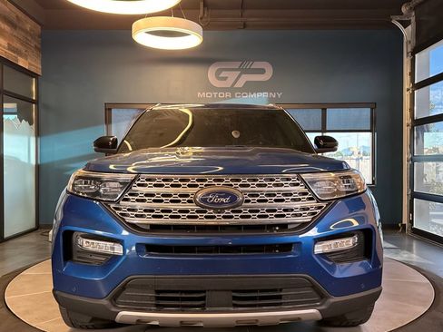 Used 2022 Ford Explorer Limited w/ Equipment Group 301A AWD/4WD image 8