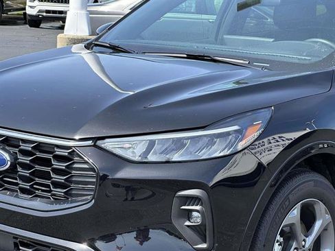 Used 2024 Ford Escape ST-Line Select w/ Tech Pack #1 AWD/4WD image 7