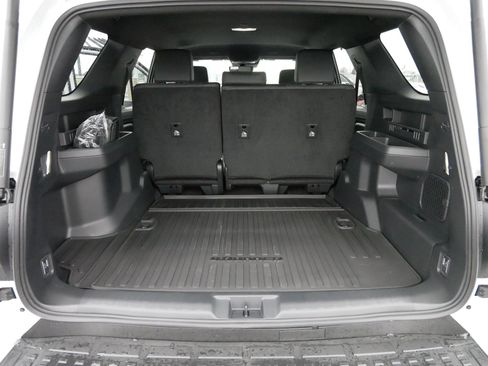 Certified 2025 Toyota 4Runner TRD Off-Road Premium image 18