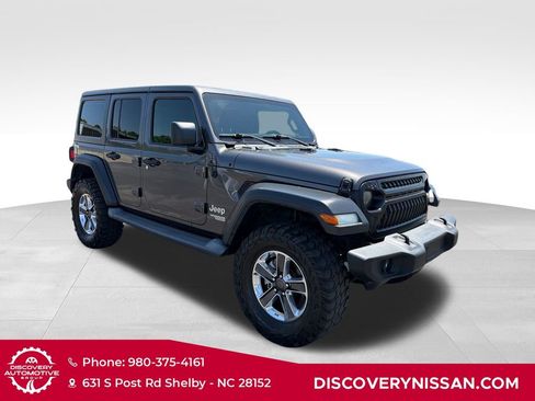 Used 2018 Jeep Wrangler Unlimited Sport S AWD/4WD image 4