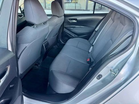 Used 2021 Toyota Corolla LE image 23
