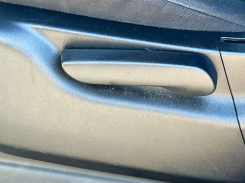 Used 2019 Jeep Grand Cherokee Laredo image 24