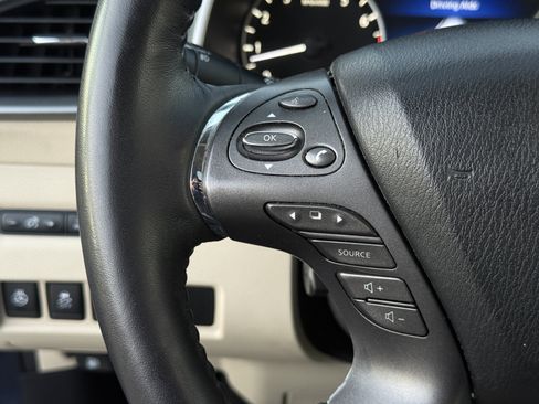 Used 2021 Nissan Murano Platinum w/ Cargo Package image 18