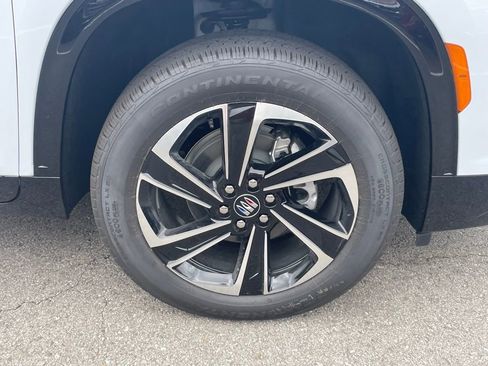 New 2026 Buick Enclave Sport Touring w/ Power Package FWD image 31