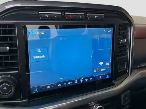 Used 2021 Ford F150 Lariat w/ Equipment Group 502A High AWD/4WD image 43