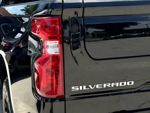 Used 2025 Chevrolet Silverado 1500 LT w/ Protection Package RWD image 7