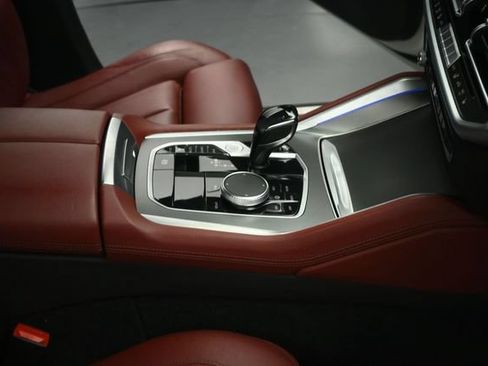 Used 2022 BMW X6 xDrive40i AWD/4WD image 51