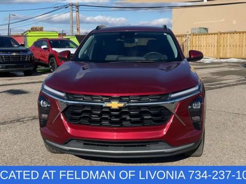 Used 2024 Chevrolet Trax LT w/ Driver Confidence Package image 3