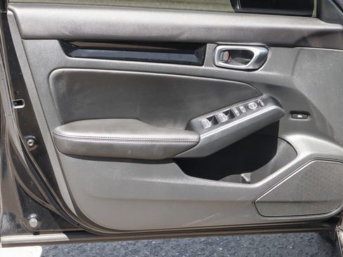 Used 2023 Honda Civic Touring image 17