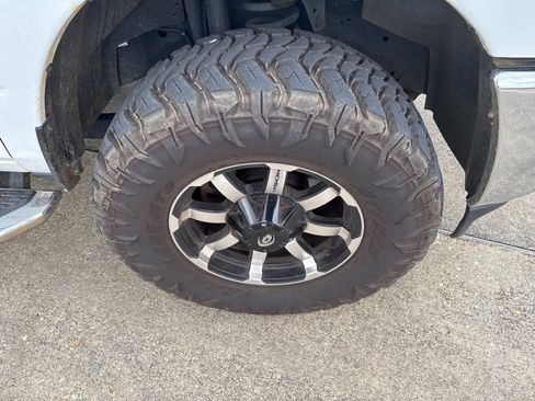 Used 2022 RAM 2500 Tradesman w/ Chrome Appearance Group image 19