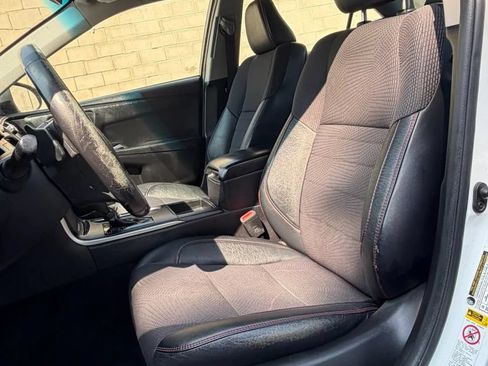 Used 2017 Toyota Camry SE FWD image 11