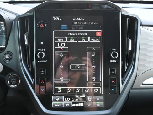 Used 2025 Subaru Forester Premium image 28