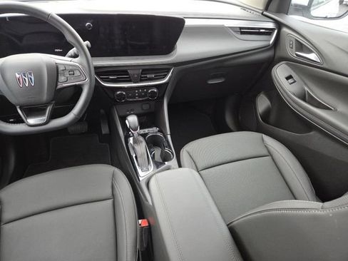 Used 2024 Buick Encore GX Sport Touring image 29