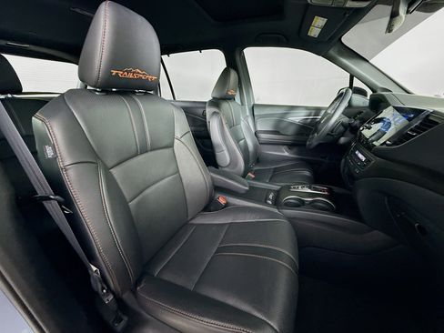 Certified 2023 Honda Passport TrailSport image 36