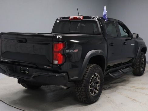 Used 2024 Chevrolet Colorado ZR2 w/ ZR2 Convenience Package III image 10
