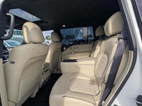 Used 2024 INFINITI QX80 Sensory w/ Cargo Package AWD/4WD image 7