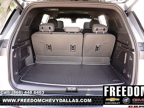 New 2026 Chevrolet Traverse LT w/ LPO, Floor Liner Package FWD image 43