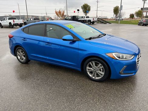 Used 2017 Hyundai Elantra SE w/ SE A/T Tech Package 03 image 9