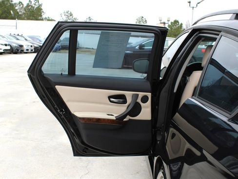 Used 2009 BMW 328i Wagon image 27