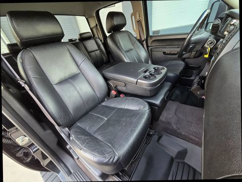 Used 2014 GMC Sierra 2500 SLE w/ SLE Preferred Package AWD/4WD image 22