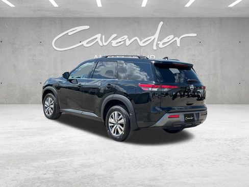New 2026 Nissan Pathfinder SL FWD image 15