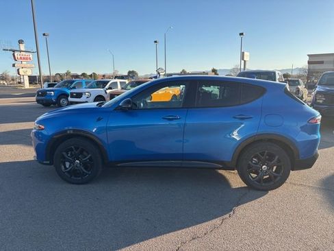 Used 2024 Dodge Hornet R/T Plus w/ Tech Pack Plus image 3