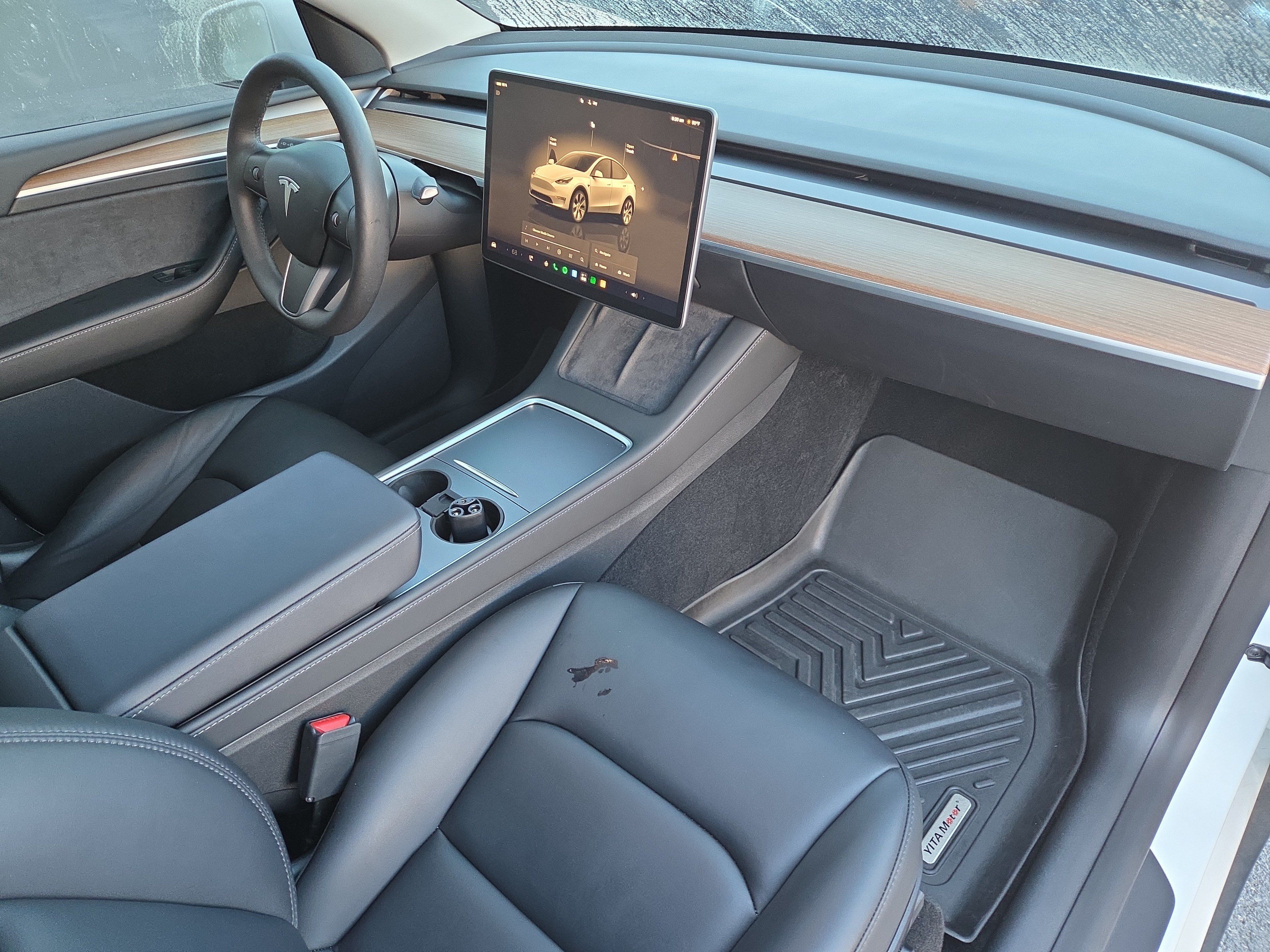 Used 2023 Tesla Model Y AWD image 19