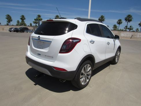 Used 2020 Buick Encore Preferred FWD image 3