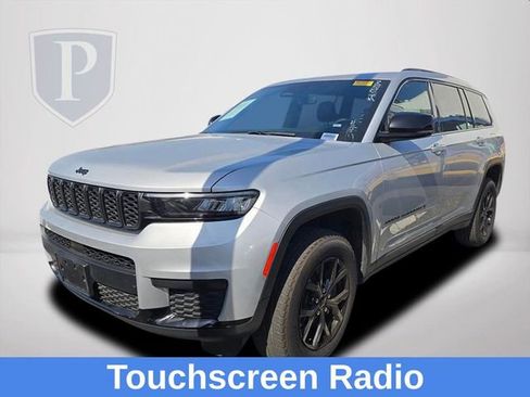 Used 2024 Jeep Grand Cherokee L Laredo image 7