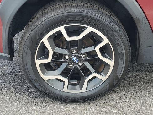 Used 2017 Subaru Crosstrek 2.0i Limited image 7