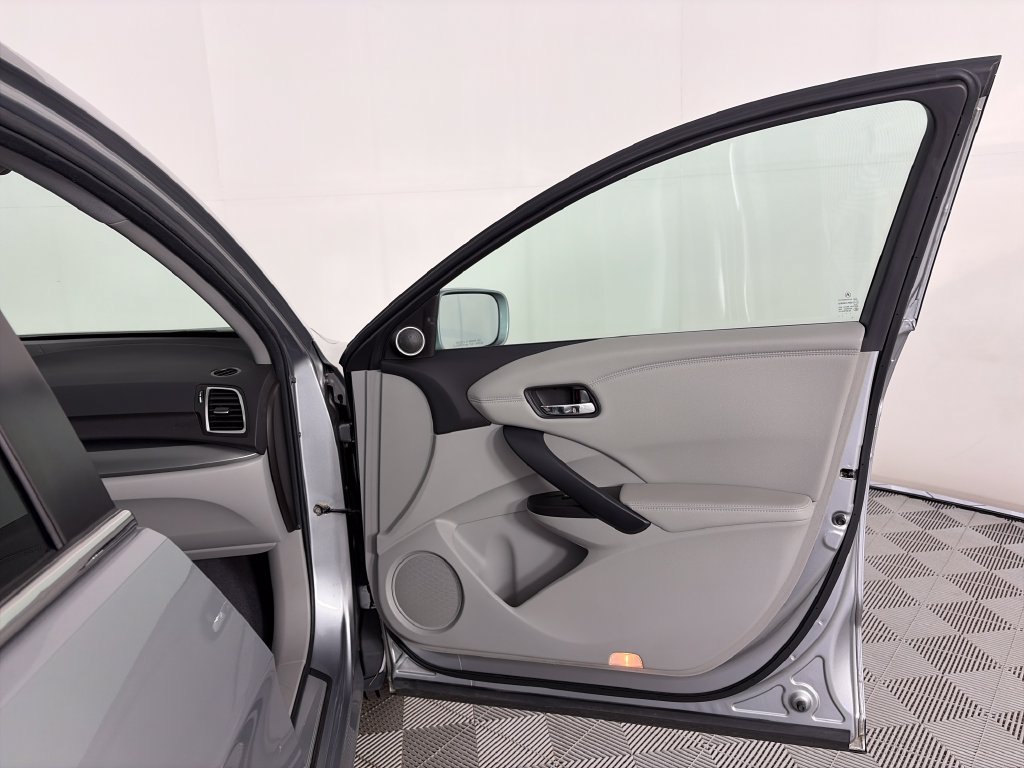 Used 2018 Acura RDX w/ Technology Package AWD/4WD image 31