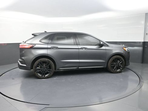 Used 2022 Ford Edge ST w/ Equipment Group 401A AWD/4WD image 12
